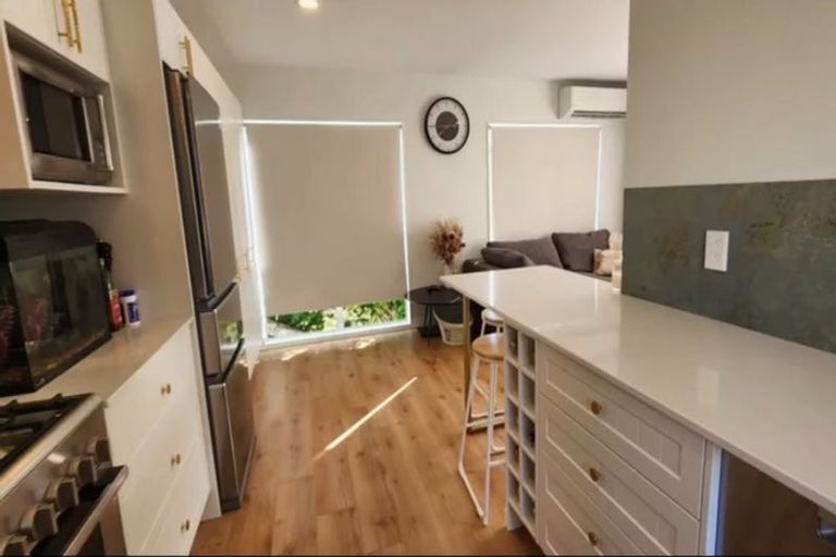 Photo of property in 81a Percy Kinsman Crescent, Riverstone Terraces, Upper Hutt, 5018