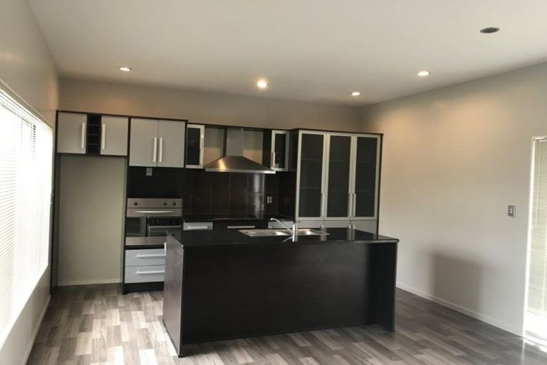 Photo of property in 27 Artillery Drive, Papakura, 2110