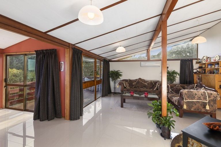 Photo of property in 117 Dowse Drive, Maungaraki, Lower Hutt, 5010