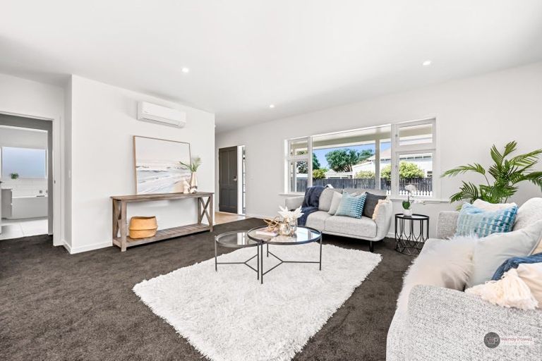Photo of property in 39a Riddlers Crescent, Petone, Lower Hutt, 5012