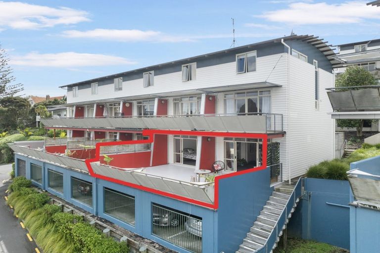 Photo of property in 4d/20 Ian Marwick Place, Birkenhead, Auckland, 0626