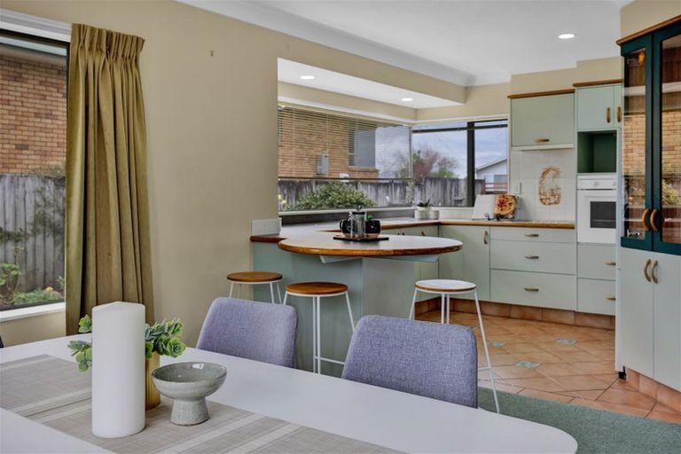 Photo of property in 21 Kingsford Street, Bell Block, New Plymouth, 4312