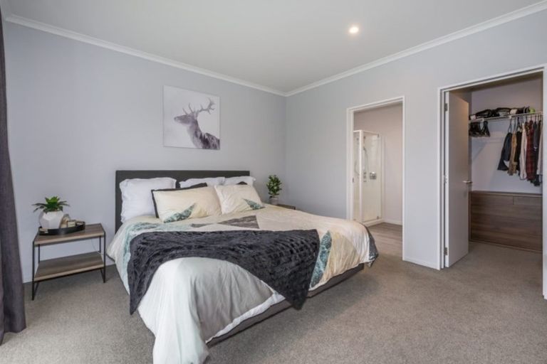 Photo of property in 15 George West Square West, Wigram, Christchurch, 8025