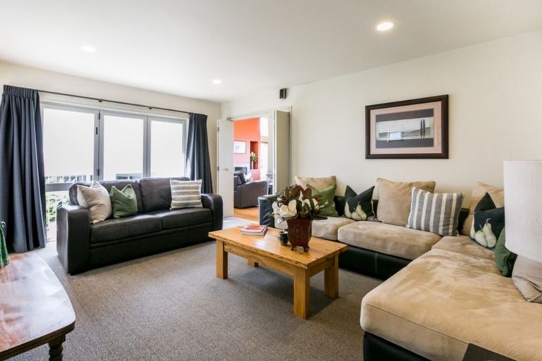 Photo of property in 130a Priestley Terrace, Bluff Hill, Napier, 4110