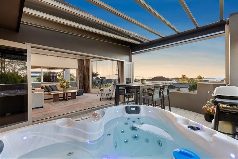 Photo of property in 39a Seaview Road, Otumoetai, Tauranga, 3110