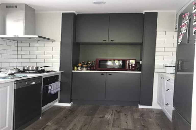 Photo of property in 78 Awaruku Road, Torbay, Auckland, 0630