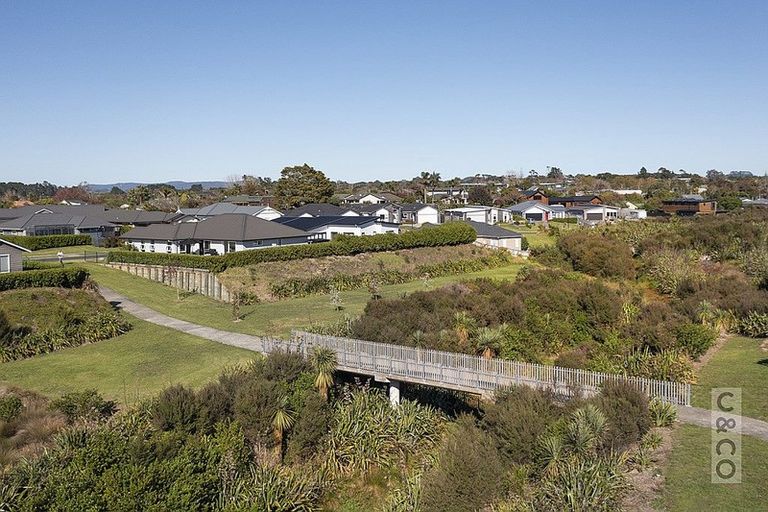 Photo of property in 34 Ara Kakara Avenue, Huapai, Kumeu, 0810