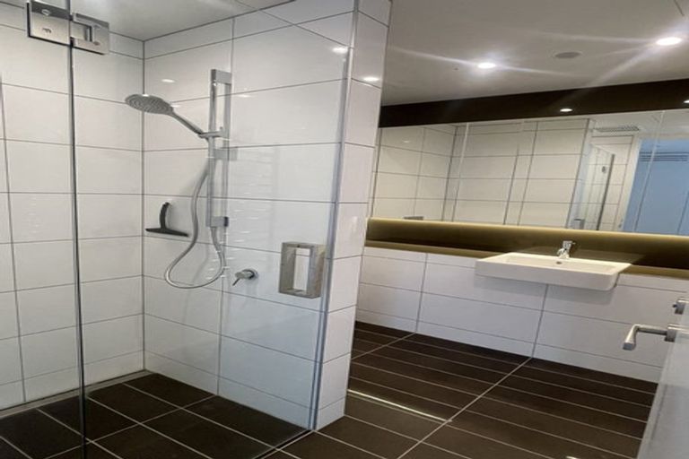 Photo of property in 1006/1 Market Lane, Wellington Central, Wellington, 6011