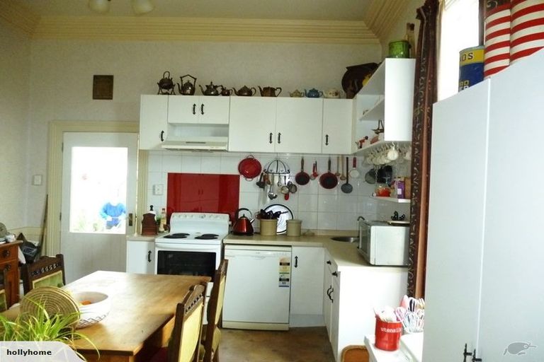 Photo of property in 30 Rhodes Street, Waimate, 7924