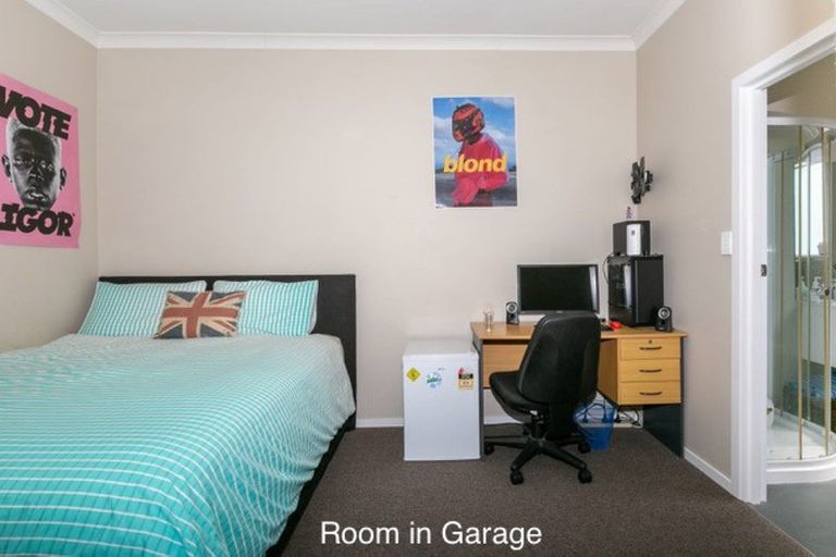 Photo of property in 1106 Caroline Road, Mayfair, Hastings, 4122