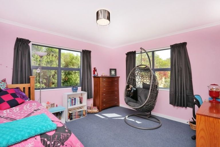 Photo of property in 34 Raeburn Avenue, Otatara, Invercargill, 9879