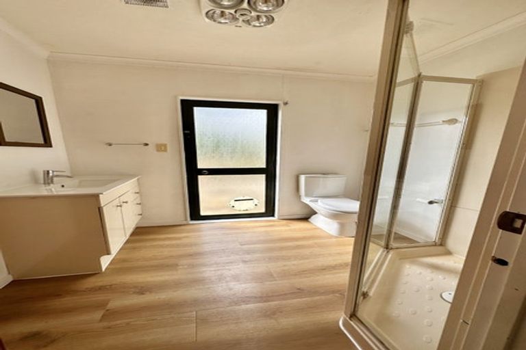 Photo of property in 268 Pine Valley Road, Dairy Flat, Silverdale, 0992