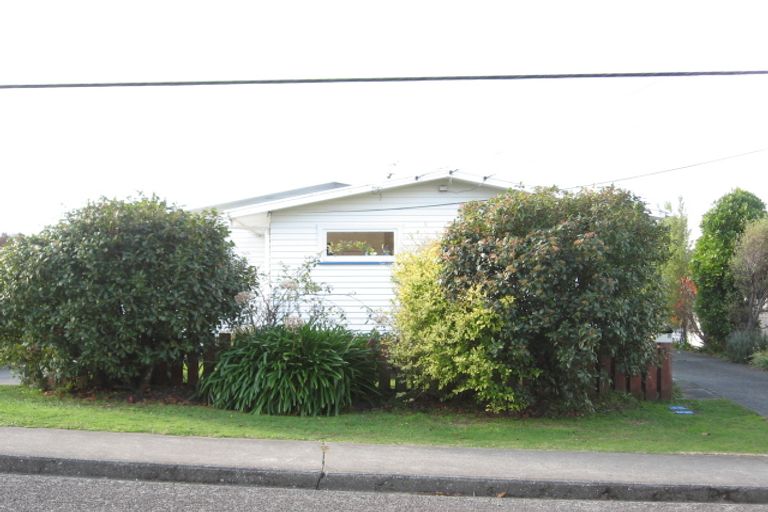 Photo of property in 6 Tui Road, Raumati Beach, Paraparaumu, 5032