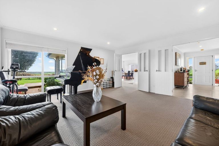 Photo of property in 259 Mairetahi Road, South Head, Helensville, 0874