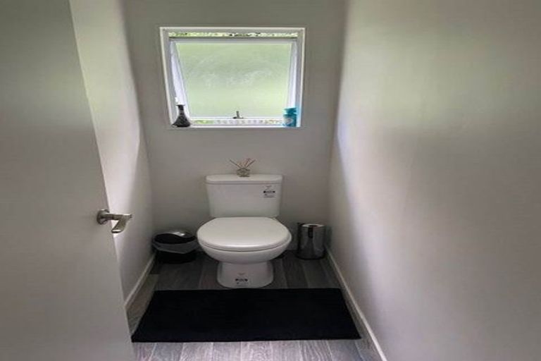 Photo of property in 2 Frank Hewitt Street, Pukekohe, 2120