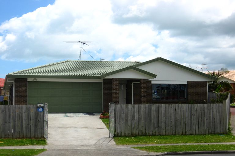 Photo of property in 64 Robert Ross Place, Clendon Park, Auckland, 2103