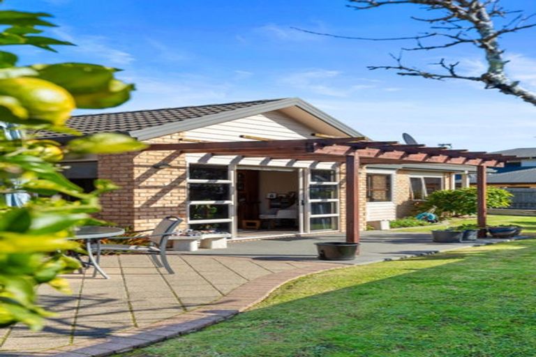 Photo of property in 6 Goodrich Close, Bethlehem, Tauranga, 3110