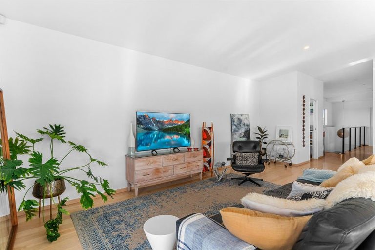 Photo of property in 7 Takahe Place, Mangawhai, 0505