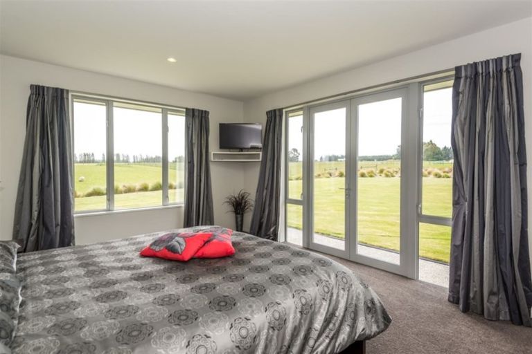 Photo of property in 61 Loburn Whiterock Road, Loburn, Rangiora, 7472