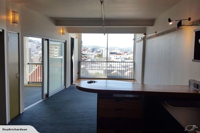 Photo of property in Qba Apartments, 3i/51 Webb Street, Mount Cook, Wellington, 6011