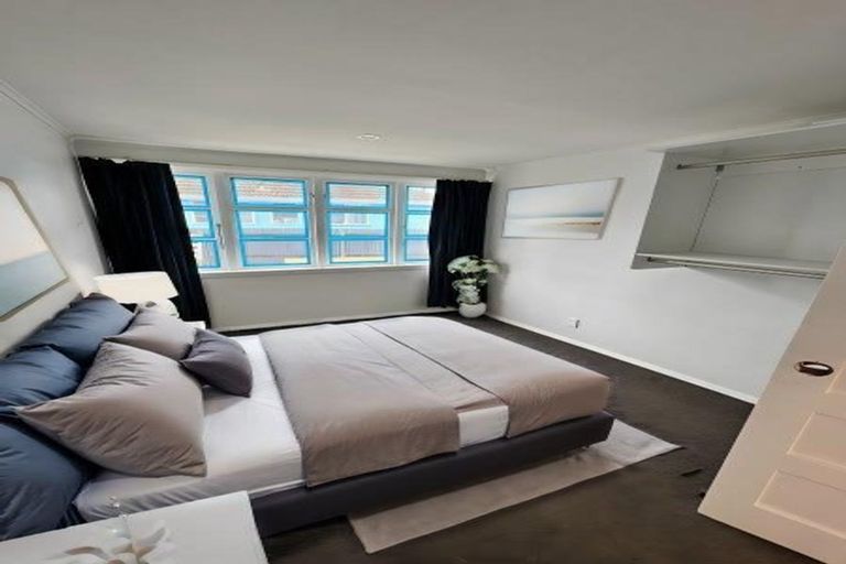 Photo of property in 42 Auburn Avenue, Upper Riccarton, Christchurch, 8041