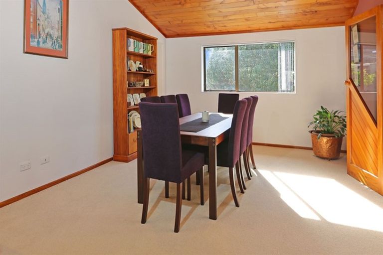 Photo of property in 13 Vintage Drive, Henderson, Auckland, 0612