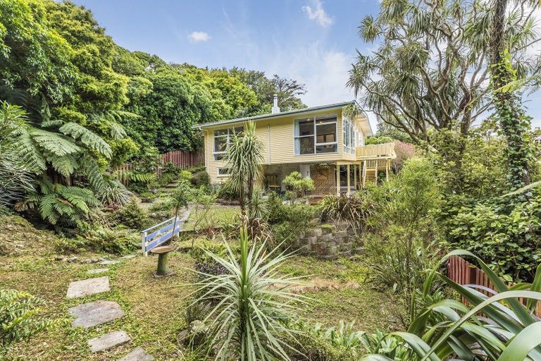 Photo of property in 21a David Crescent, Karori, Wellington, 6012