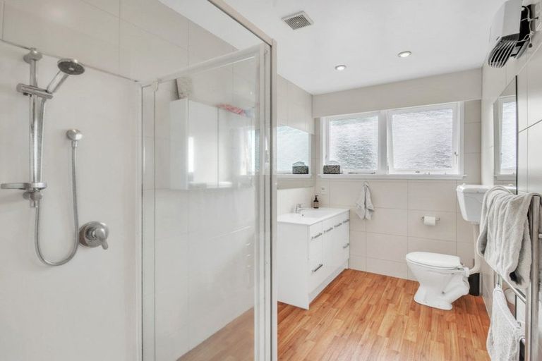 Photo of property in 2/19 Raxworthy Street, Ilam, Christchurch, 8041