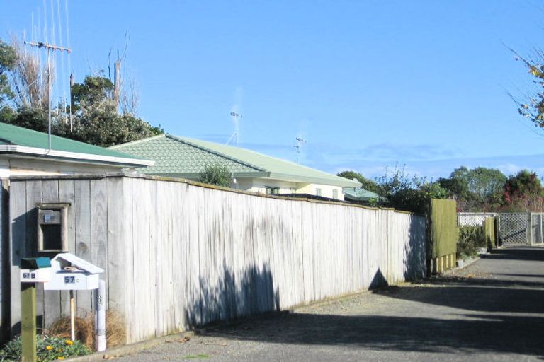 Photo of property in 57b Kirk Street, Otaki, 5512
