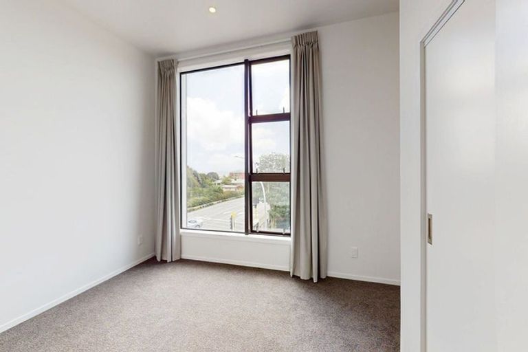 Photo of property in 53 Kamahi Place, Paraparaumu, 5032