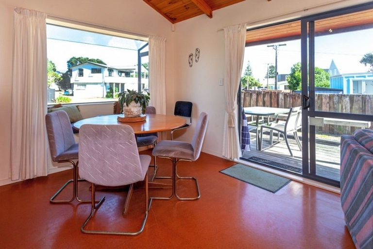 Photo of property in 132a Pipi Road, Whangamata, 3620