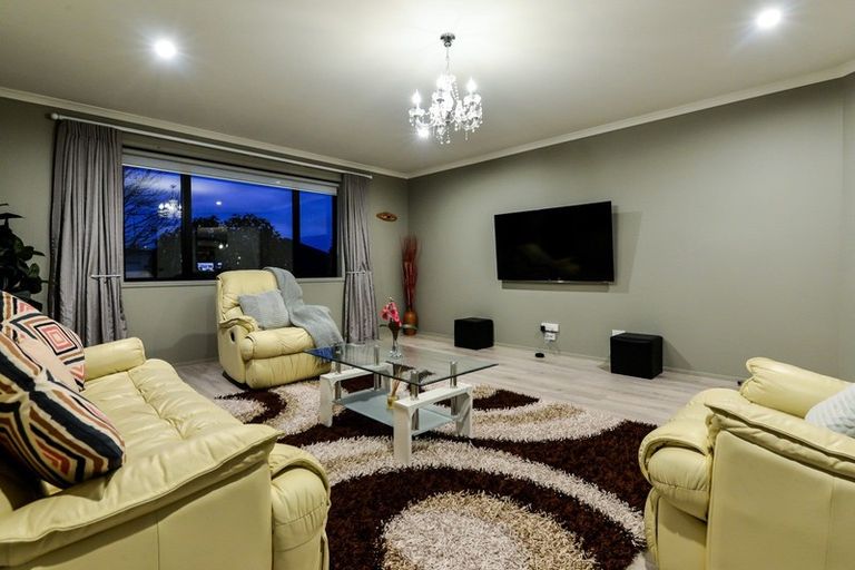 Photo of property in 3 Northbrook Glen, Flagstaff, Hamilton, 3210