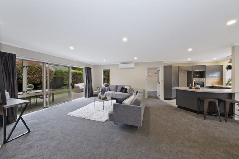 Photo of property in 45 Forest Drive, Parklands, Christchurch, 8083
