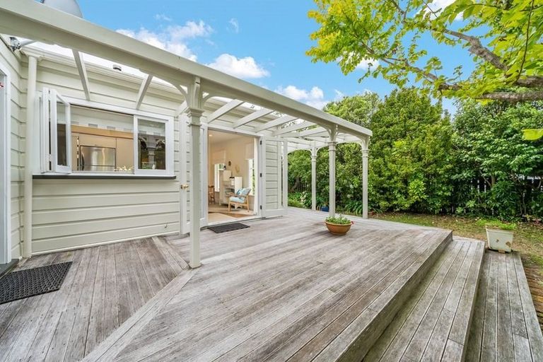 Photo of property in 36 Britannia Street, Petone, Lower Hutt, 5012