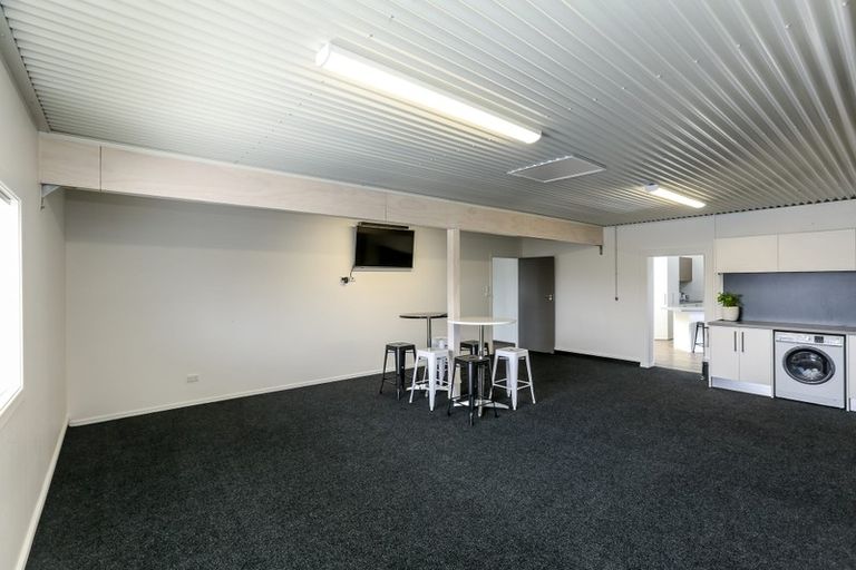 Photo of property in 408 Carrington Street, Upper Vogeltown, New Plymouth, 4310