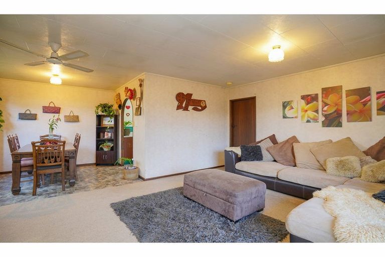 Photo of property in 94 Dunbeath Crescent, Kew, Invercargill, 9812