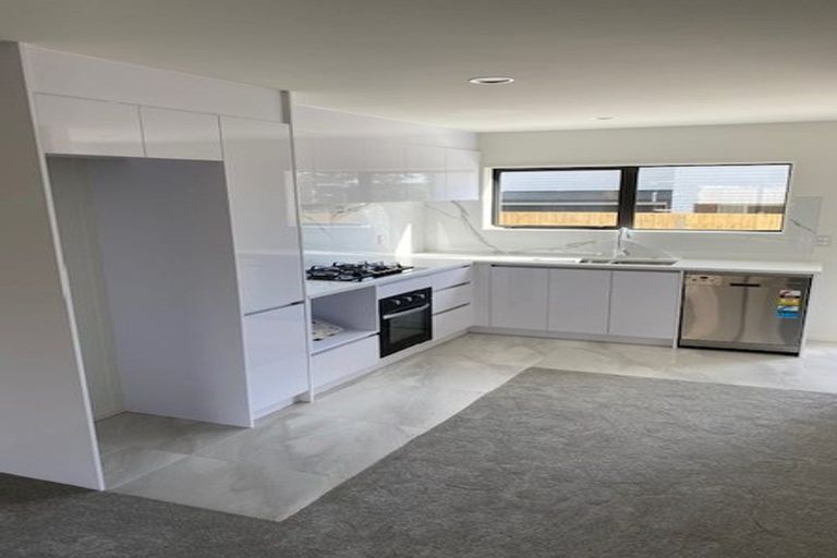 Photo of property in 4/163 Deep Creek Road, Torbay, Auckland, 0630