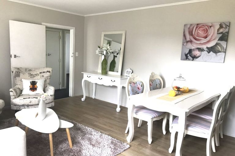 Photo of property in 2/42 Halsey Road, Manurewa, Auckland, 2102