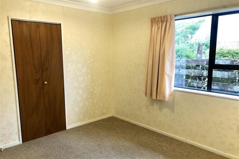 Photo of property in 96 Kapanui Road, Waikanae, 5036