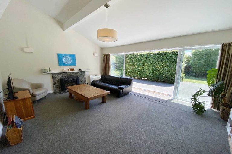 Photo of property in 17 Landsdowne Terrace, Cashmere, Christchurch, 8022