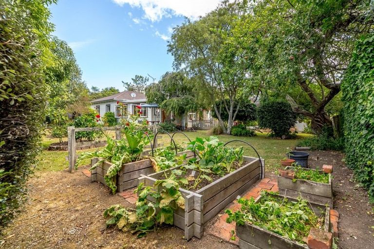 Photo of property in 30 West Street, Greytown, 5712