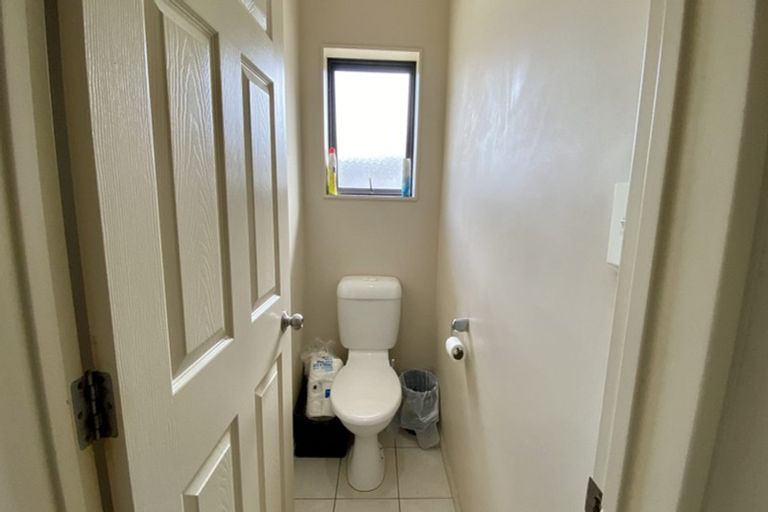 Photo of property in 17 Innisowen Place, Flat Bush, Auckland, 2019