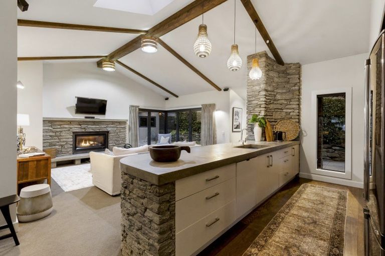 Photo of property in 94 Centennial Avenue, Arrowtown, 9302