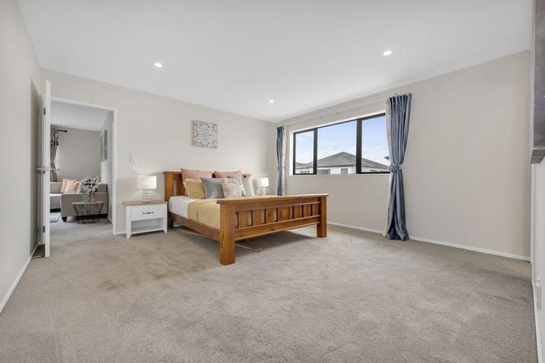 Photo of property in 30 Rosewell Crescent, Flat Bush, Auckland, 2019