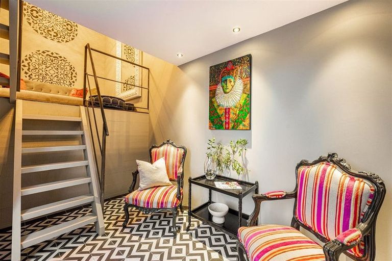 Photo of property in 909 Old North Road, Waimauku, 0882