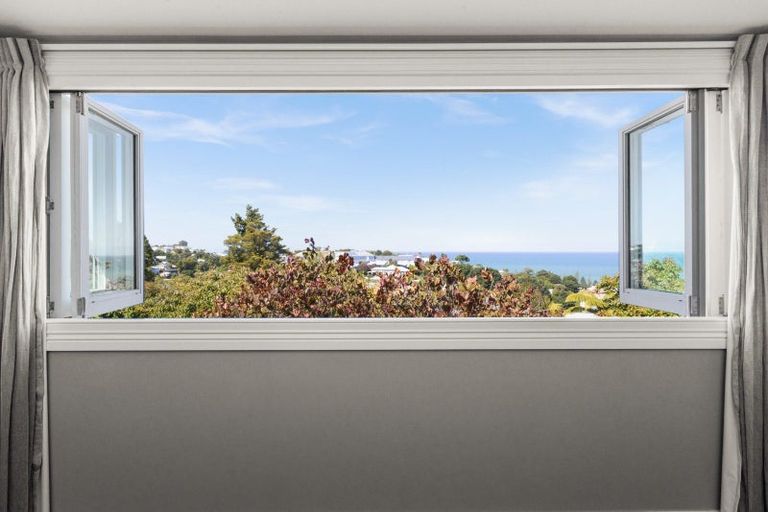 Photo of property in 2 Sealy Road, Bluff Hill, Napier, 4110