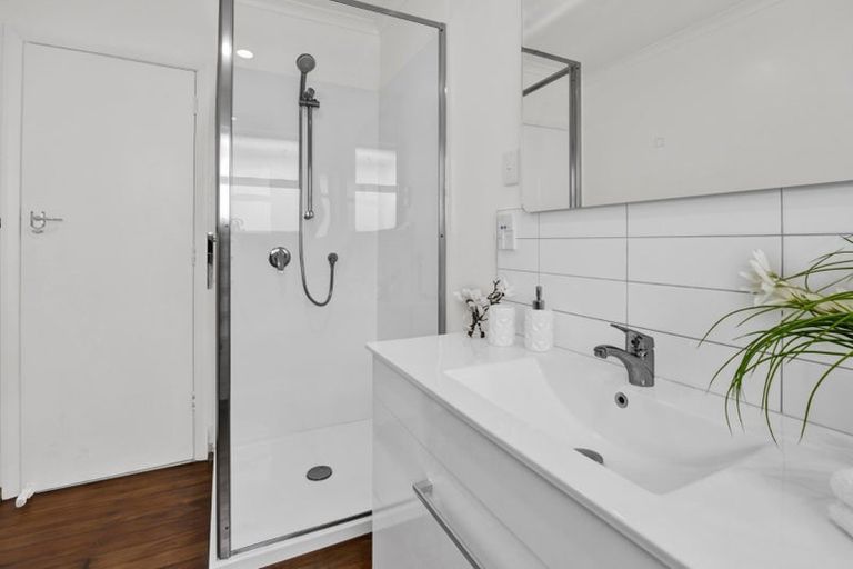 Photo of property in 3a Waimea Street, Westown, New Plymouth, 4310