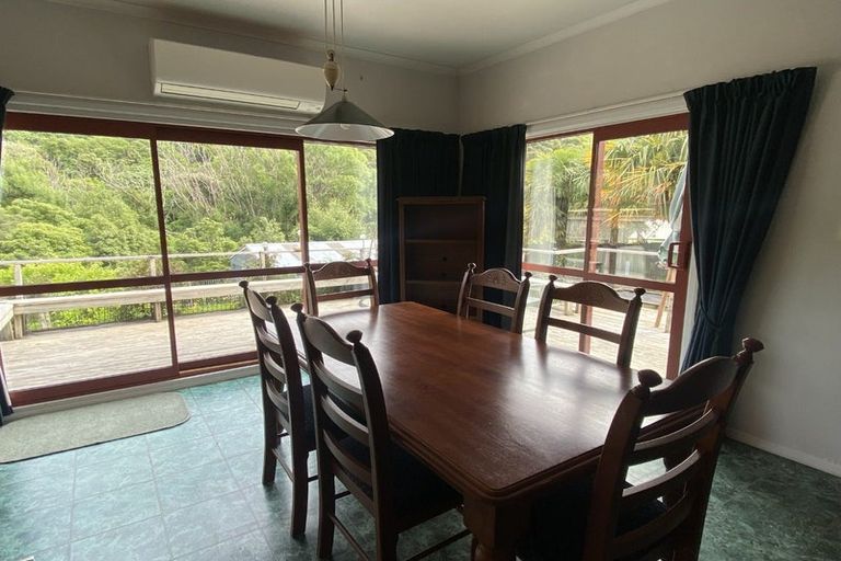 Photo of property in 56 Hampden Street, Picton, 7220