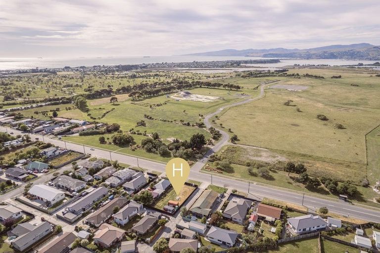 Photo of property in 497 Pages Road, Bexley, Christchurch, 8061