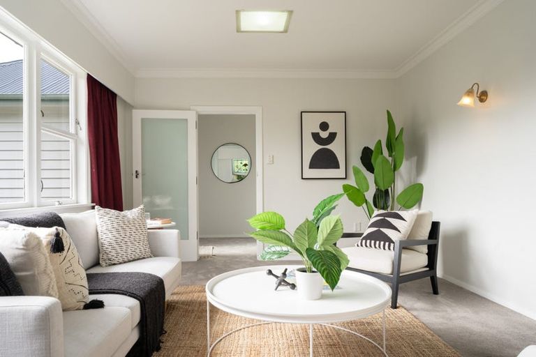 Photo of property in 1 Broderick Crescent, Johnsonville, Wellington, 6037